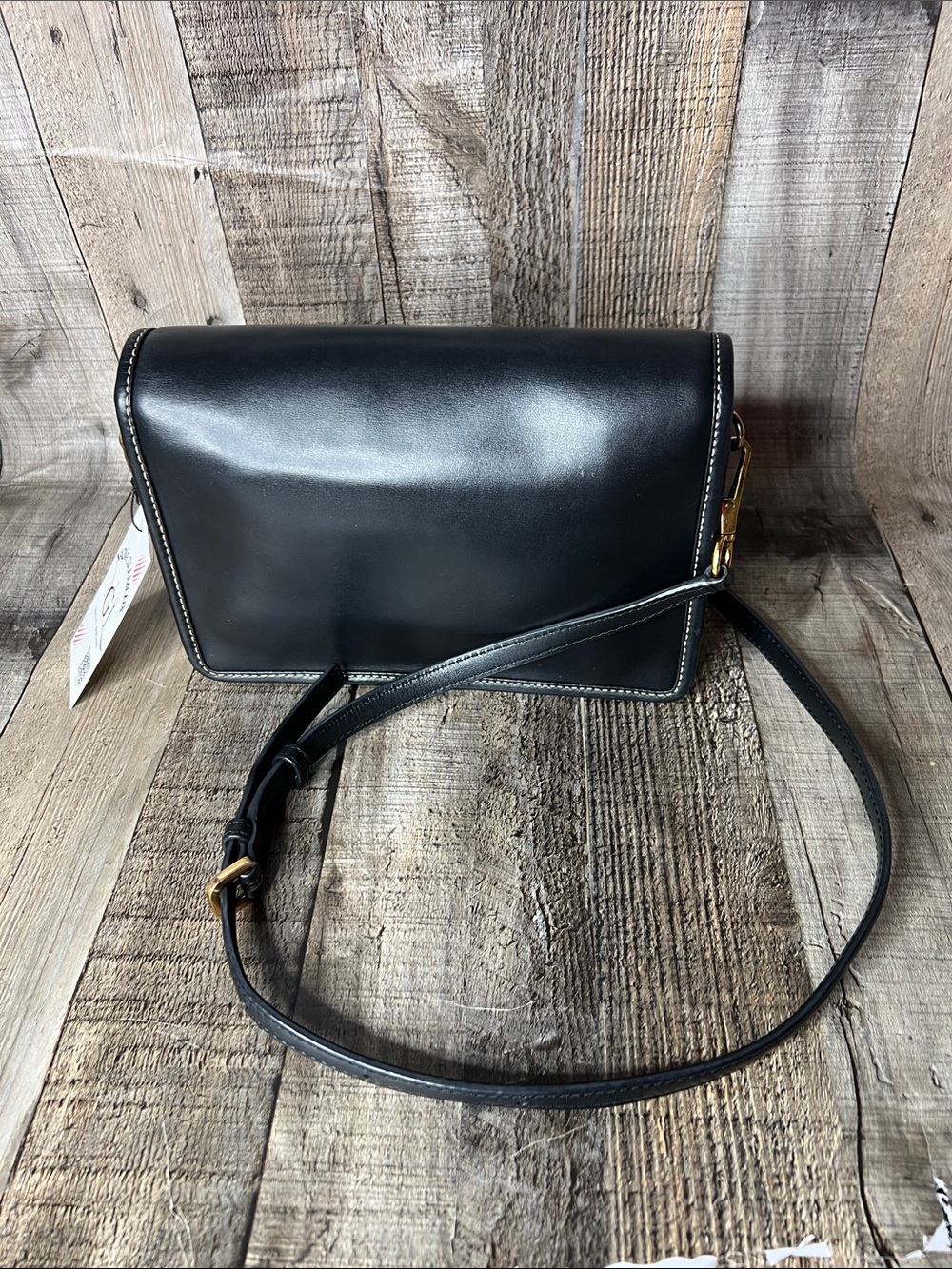 Marc Jacobs Black Leather Crossbody with Front Pocket & Gold Hardware - Picture 5 of 15